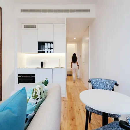 Stylish With Balcony Апартаменты Порту